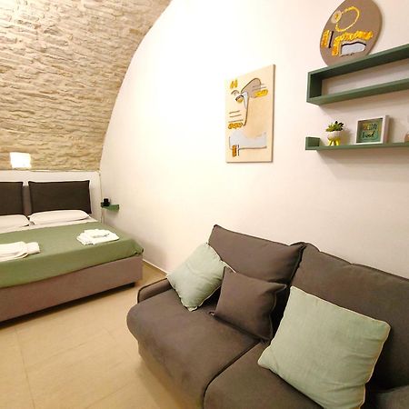 Corte Pietrantica - Charming Rooms & Suites Giovinazzo Exterior foto