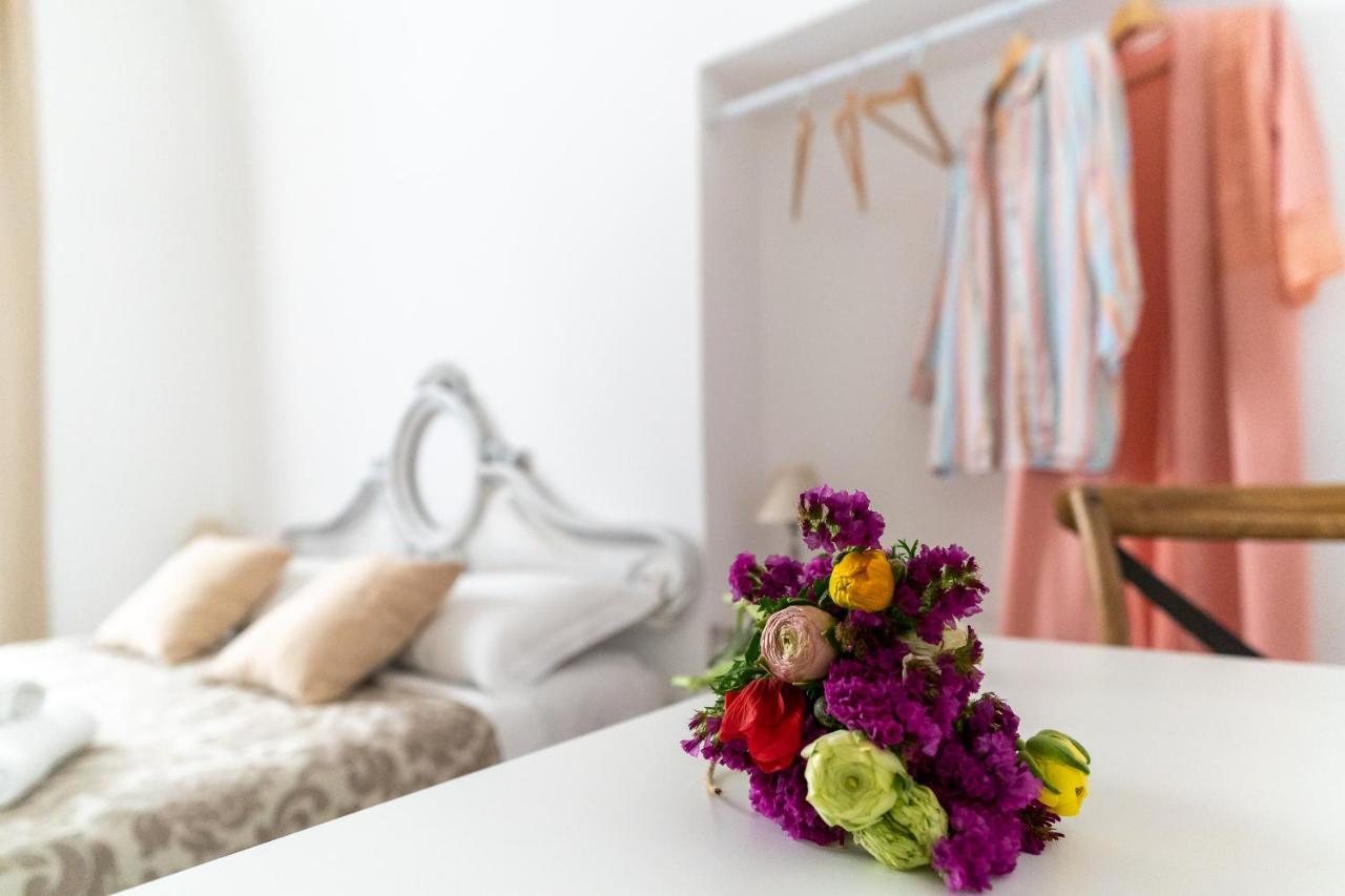 Corte Pietrantica - Charming Rooms & Suites Giovinazzo Exterior foto