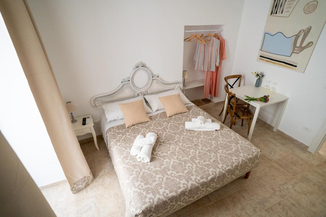 Corte Pietrantica - Charming Rooms & Suites Giovinazzo Exterior foto